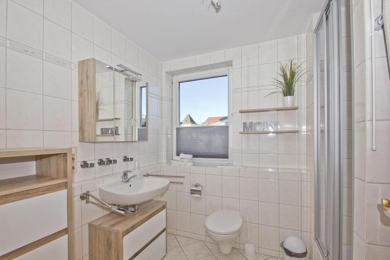 Ferienwohnung Mit Balkon, Gratis Nutzung Vom Ahoi Erlebnisbad Und Sauna In Sellin - Haus Strandeck Fewo 20 Goehren  Exteriér fotografie